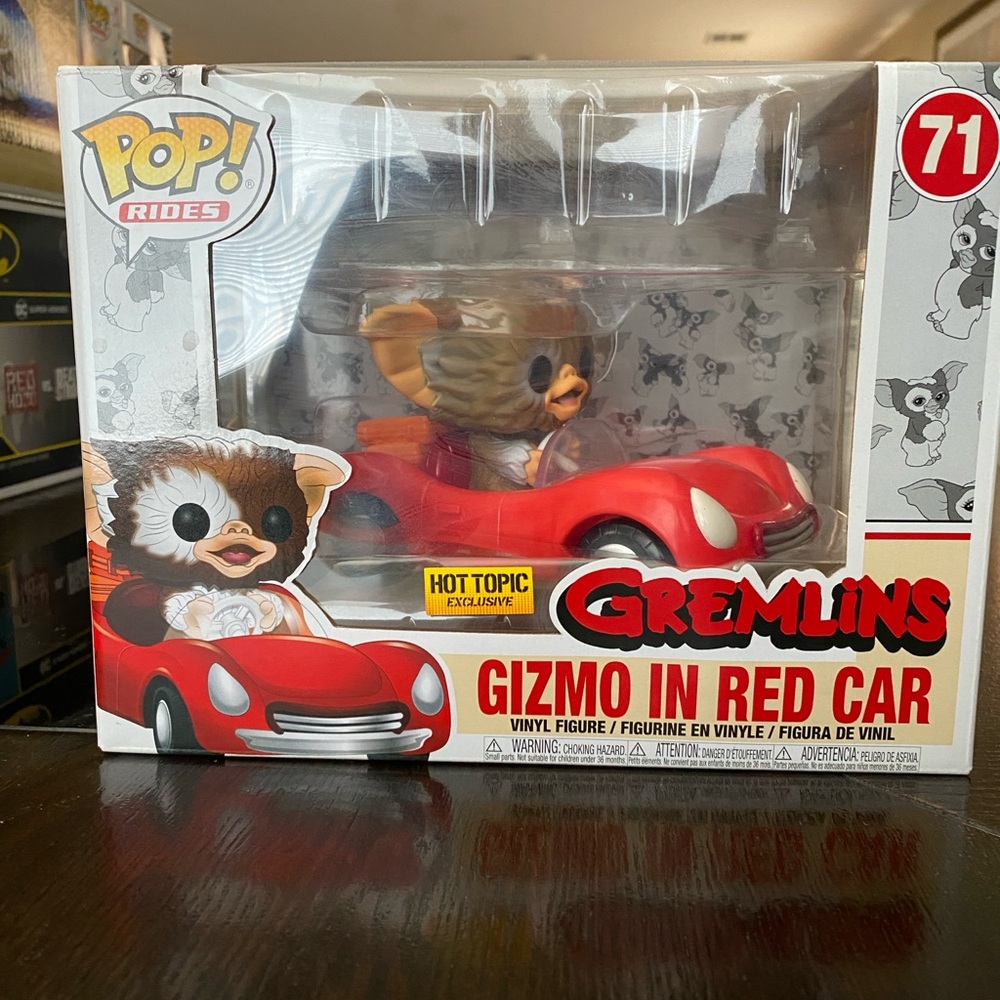 Funko Pop! Gizmo in red car